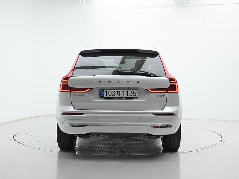 Volvo  Ultra, B5 AWD 마일드 하이브리드, 가솔린, 브라이트