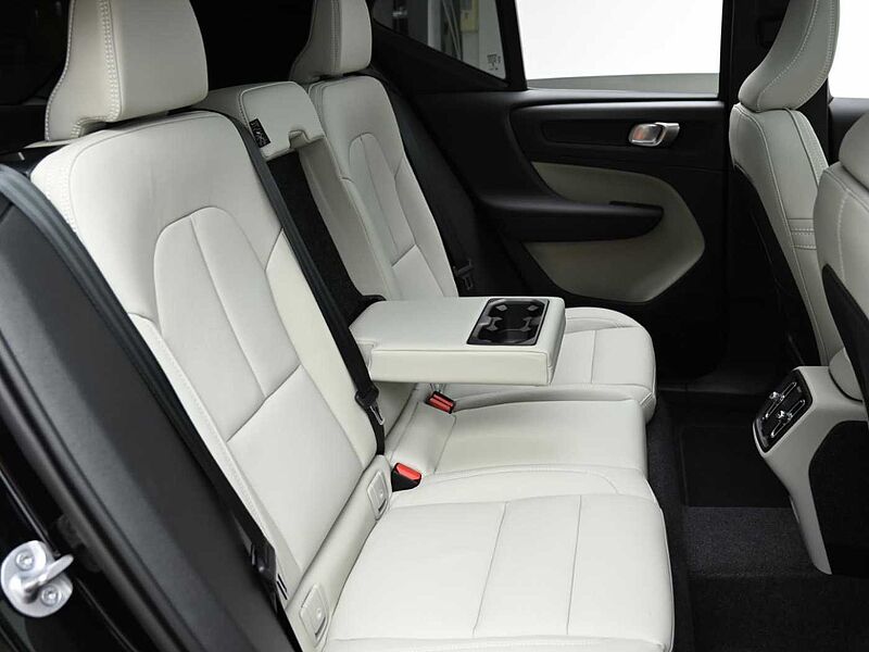 Volvo  Ultra, B4 AWD 마일드 하이브리드, 가솔린, 브라이트