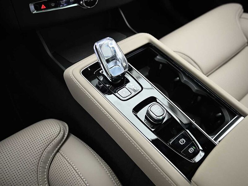 Volvo Ultra, B6 AWD 마일드 하이브리드, 가솔린, 브라이트, 7 좌석