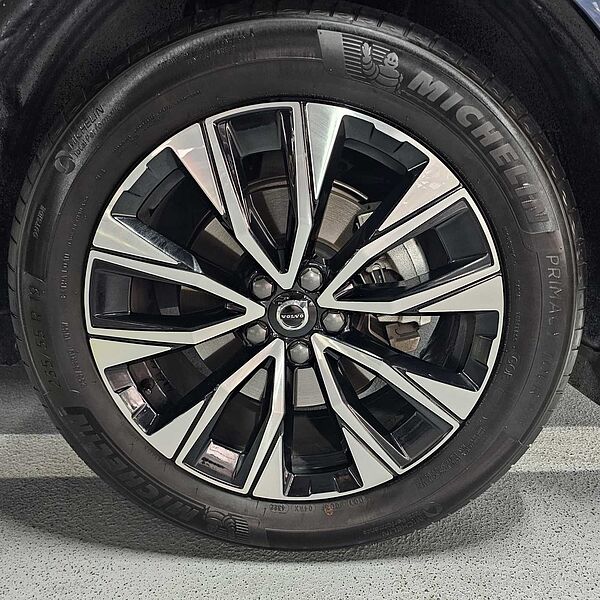 Volvo Ultimate, B5 AWD mild hybrid, 가솔린, Bright