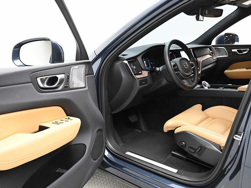 Volvo Ultimate, B5 AWD mild hybrid, 가솔린, Bright