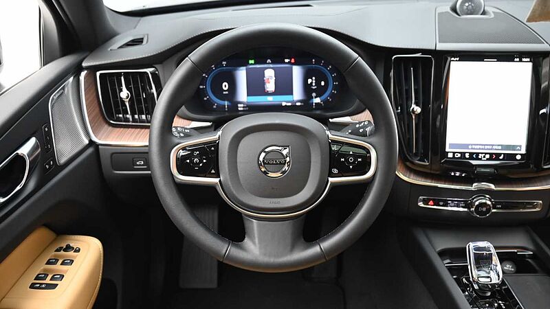 Volvo Ultimate, B5 AWD mild hybrid, 가솔린, Bright
