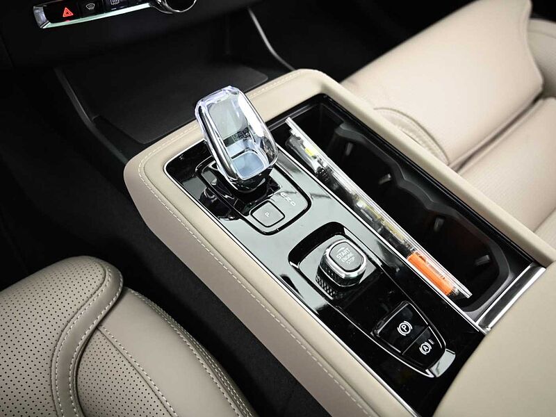 Volvo Ultra, B6 AWD 마일드 하이브리드, 가솔린, 브라이트, 7 좌석
