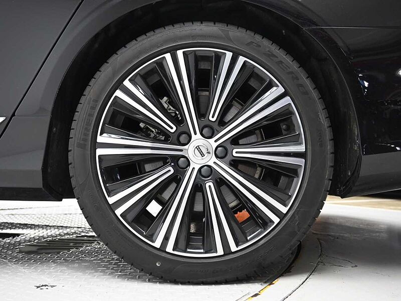 Volvo Ultimate, B5 mild hybrid, 가솔린, Bright