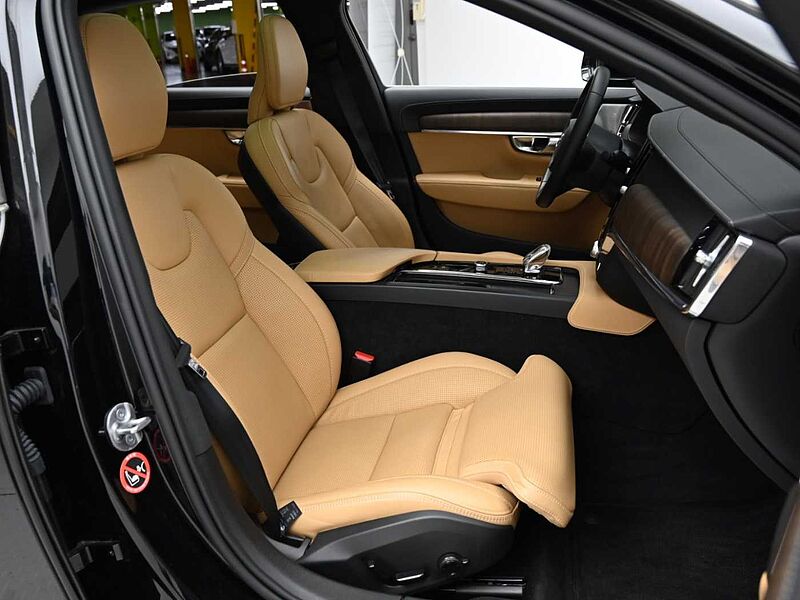Volvo Ultimate, B5 mild hybrid, 가솔린, Bright