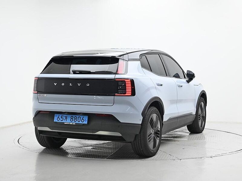 Volvo  Ultra, Twin Motor Performance, 순수 전기