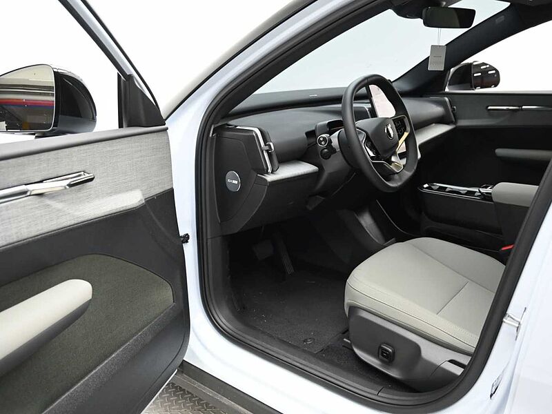 Volvo  Ultra, Twin Motor Performance, 순수 전기