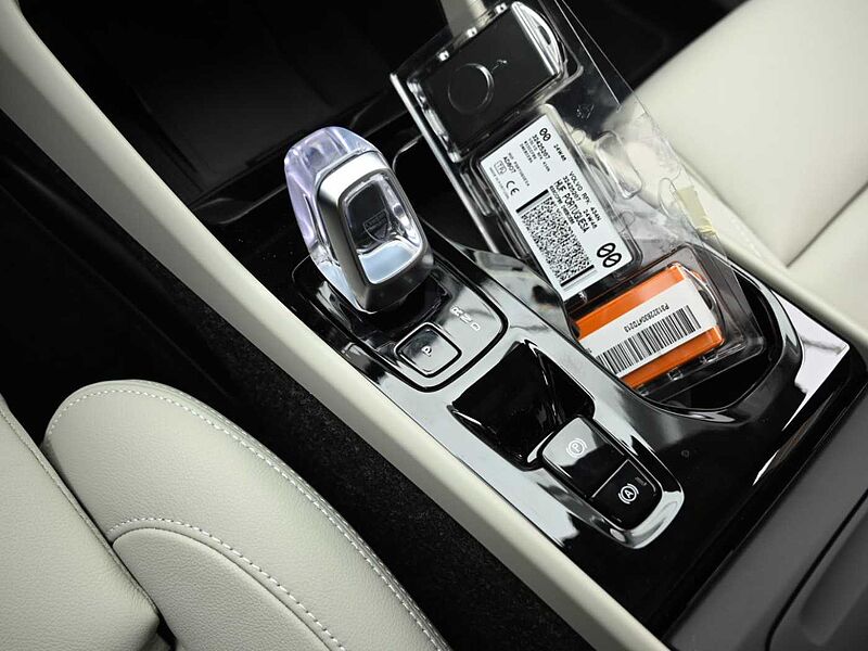 Volvo Ultra, B4 AWD 마일드 하이브리드, 가솔린, 브라이트