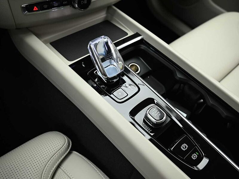 Volvo Ultra, B5 AWD 마일드 하이브리드, 가솔린, 브라이트
