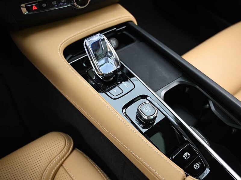 Volvo  Ultra, B5 AWD 마일드 하이브리드, 가솔린, 브라이트