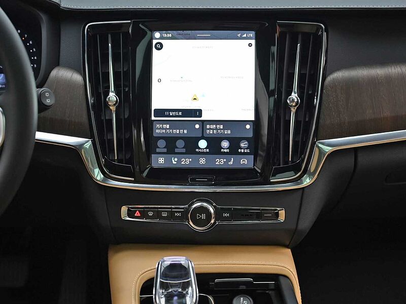 Volvo  Ultra, B5 AWD 마일드 하이브리드, 가솔린, 브라이트