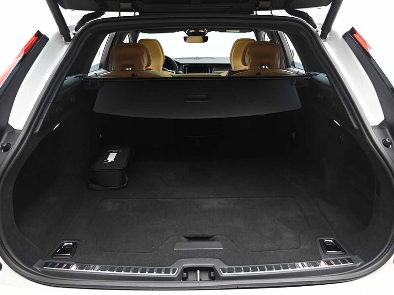 Volvo  Ultra, B5 AWD 마일드 하이브리드, 가솔린, 브라이트
