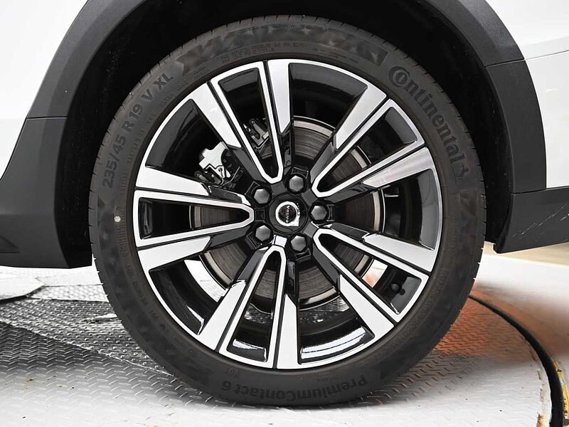 Volvo Ultra, B5 AWD 마일드 하이브리드, 가솔린, 브라이트
