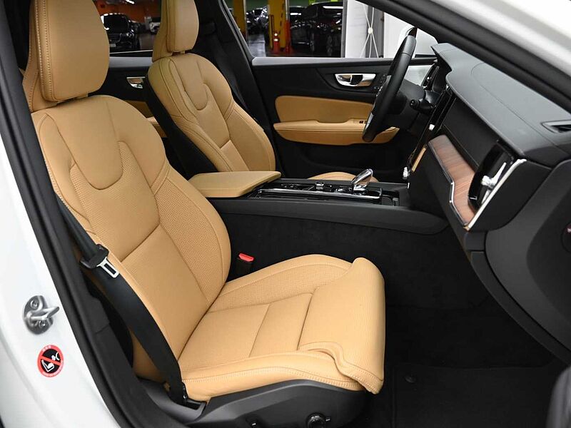 Volvo Ultra, B5 AWD 마일드 하이브리드, 가솔린, 브라이트