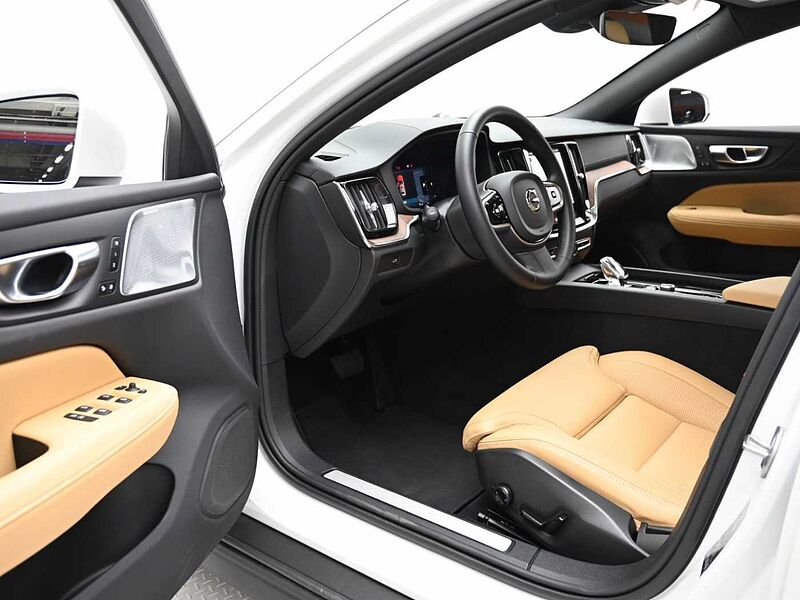 Volvo Ultra, B5 AWD 마일드 하이브리드, 가솔린, 브라이트