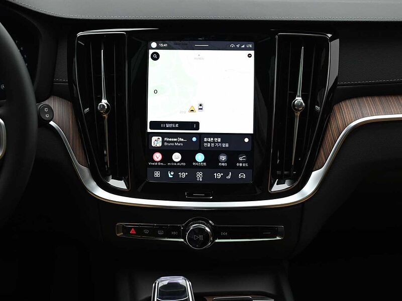 Volvo Ultra, B5 AWD 마일드 하이브리드, 가솔린, 브라이트