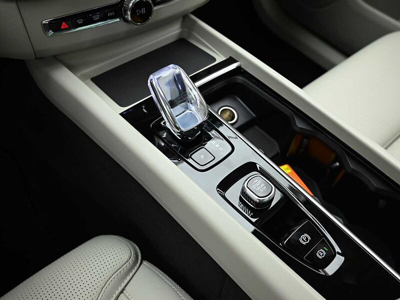 Volvo Ultra, B5 AWD 마일드 하이브리드, 가솔린, 브라이트