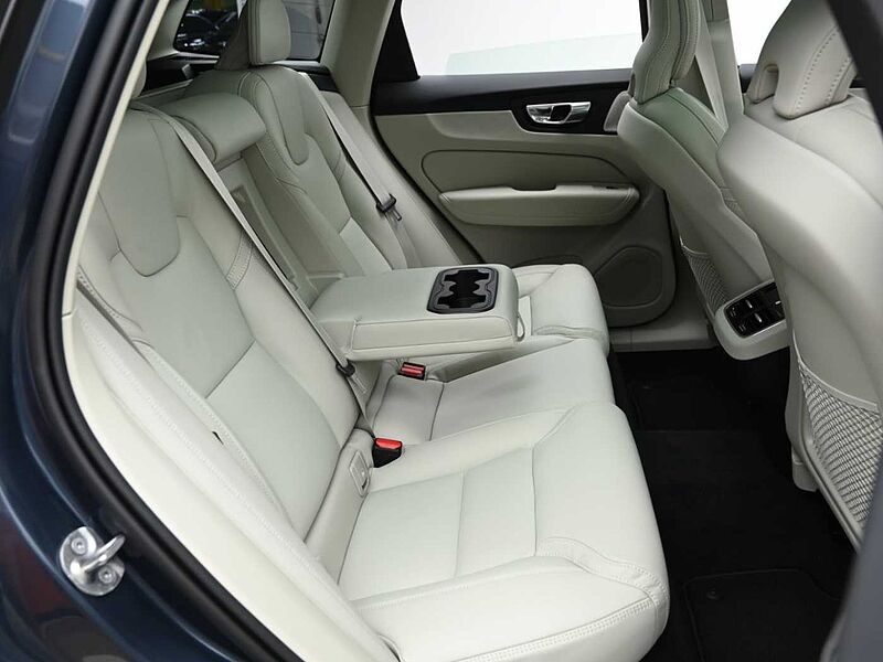 Volvo Ultra, B5 AWD 마일드 하이브리드, 가솔린, 브라이트
