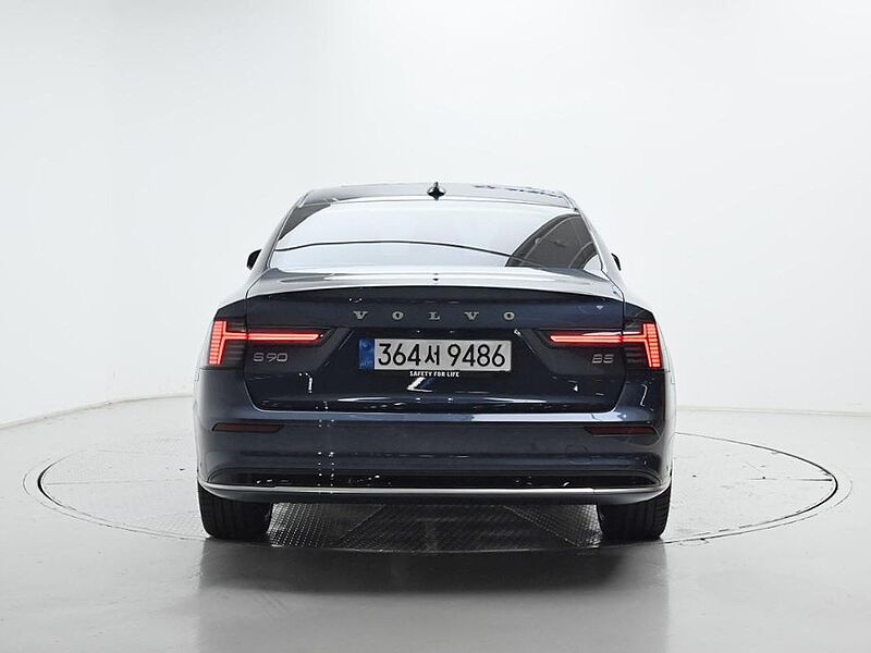 Volvo  Ultra, B5 마일드 하이브리드, 가솔린, 브라이트