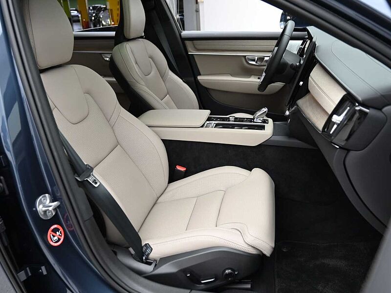 Volvo  Ultra, B5 마일드 하이브리드, 가솔린, 브라이트
