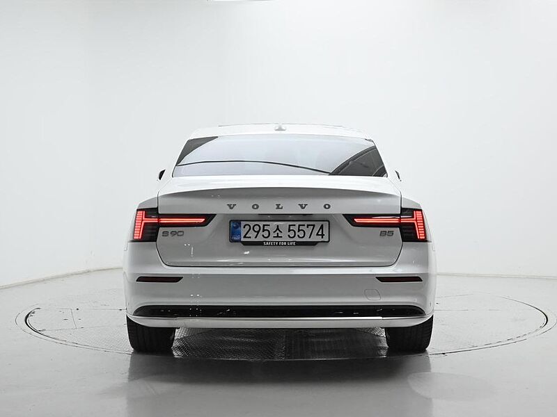 Volvo Ultra, B5 마일드 하이브리드, 가솔린, 브라이트