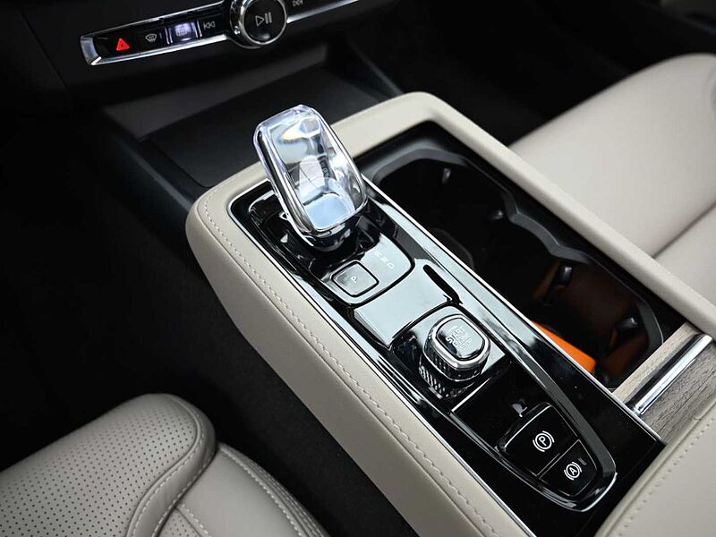 Volvo Ultra, B5 마일드 하이브리드, 가솔린, 브라이트