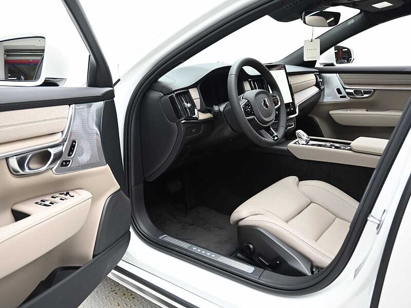 Volvo Ultra, B5 마일드 하이브리드, 가솔린, 브라이트