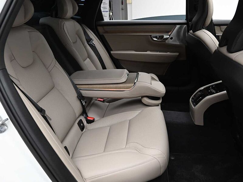 Volvo Ultra, B5 마일드 하이브리드, 가솔린, 브라이트