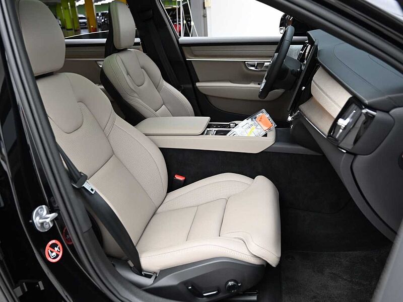 Volvo Ultra, B5 마일드 하이브리드, 가솔린, 다크