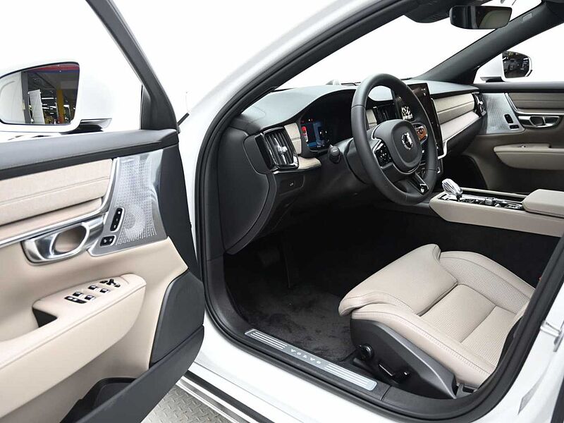 Volvo  Ultra, B5 마일드 하이브리드, 가솔린, 브라이트