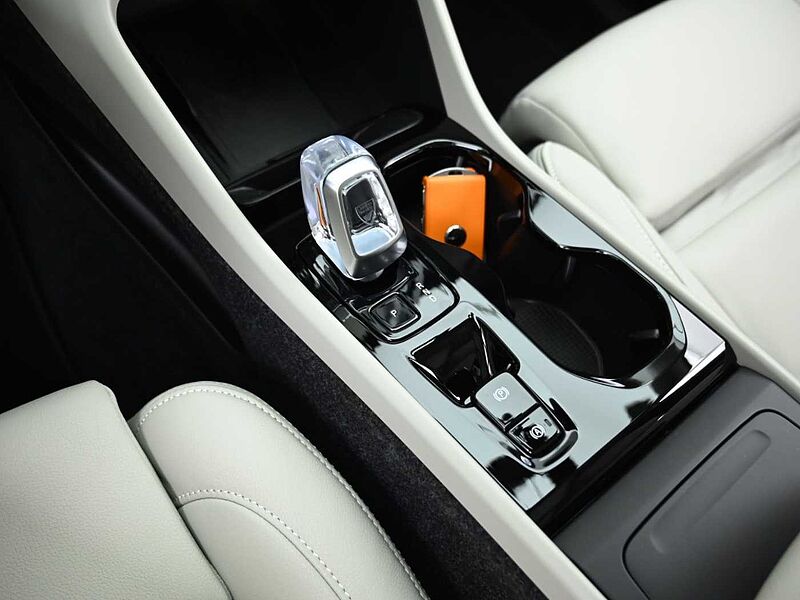 Volvo  Ultra, B4 AWD 마일드 하이브리드, 가솔린, 브라이트
