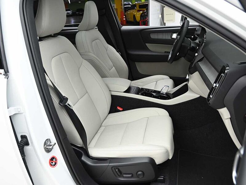 Volvo Ultra, B4 AWD 마일드 하이브리드, 가솔린, 브라이트