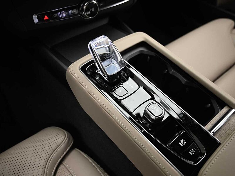 Volvo Ultra, B5 마일드 하이브리드, 가솔린, 다크