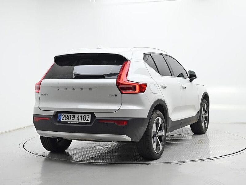 Volvo Ultra, B4 AWD 마일드 하이브리드, 가솔린, 브라이트