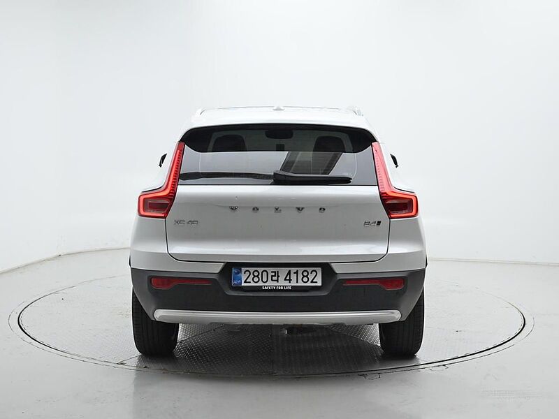Volvo Ultra, B4 AWD 마일드 하이브리드, 가솔린, 브라이트