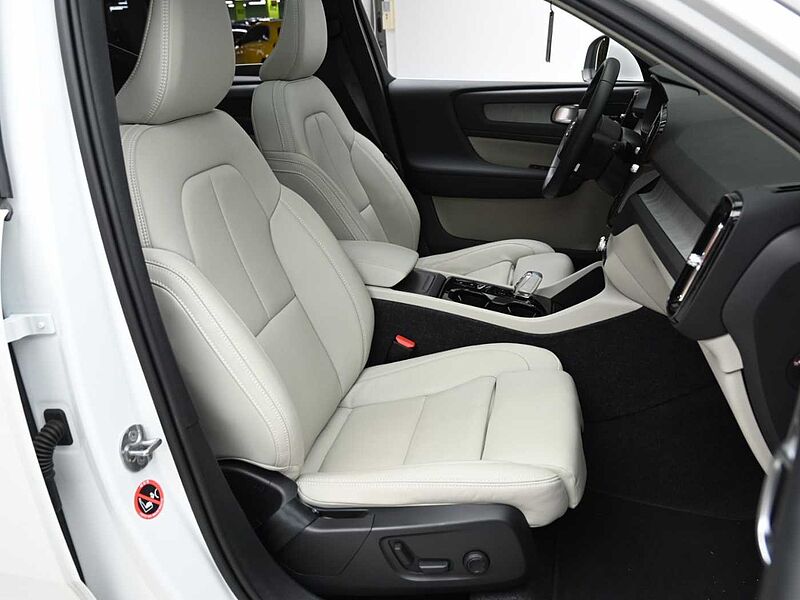 Volvo Ultra, B4 AWD 마일드 하이브리드, 가솔린, 브라이트