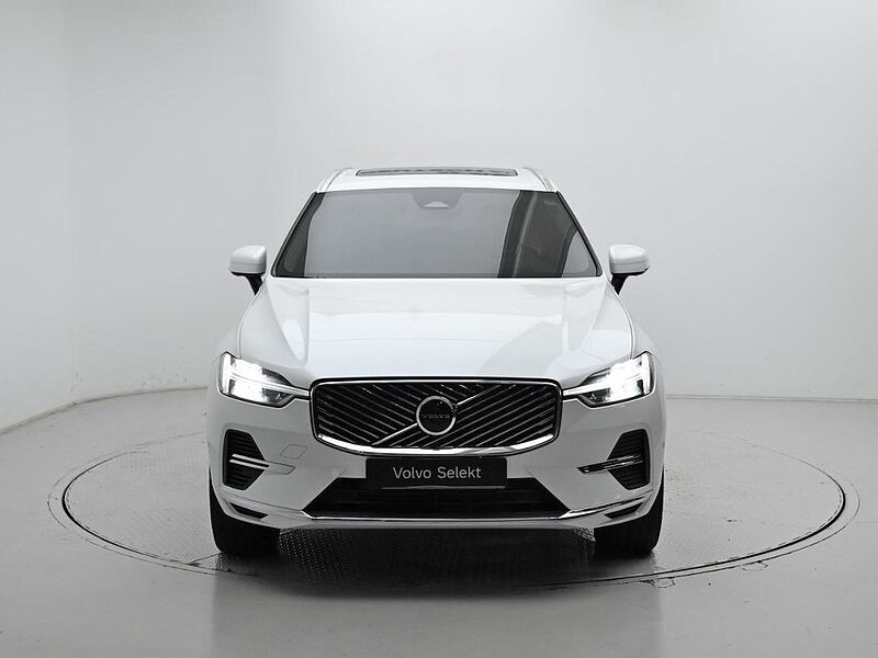 Volvo  Ultra, T8 AWD 플러그-인 하이브리드, 전기/가솔린, 브라이트