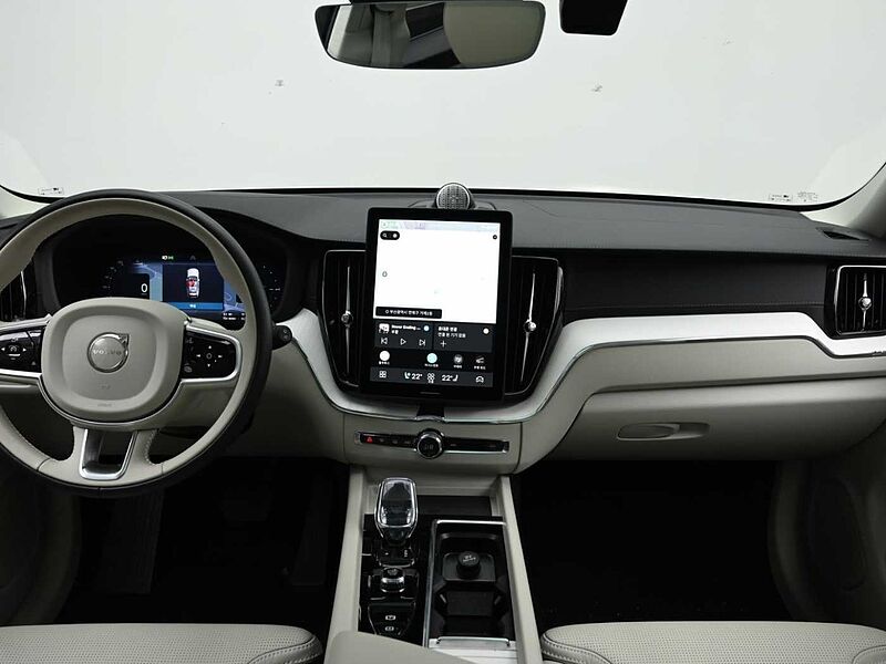 Volvo  Ultra, T8 AWD 플러그-인 하이브리드, 전기/가솔린, 브라이트