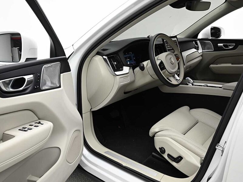 Volvo  Ultra, T8 AWD 플러그-인 하이브리드, 전기/가솔린, 브라이트