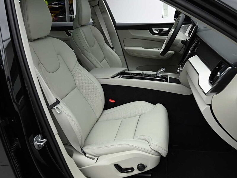 Volvo  Ultra, B5 AWD 마일드 하이브리드, 가솔린, 브라이트