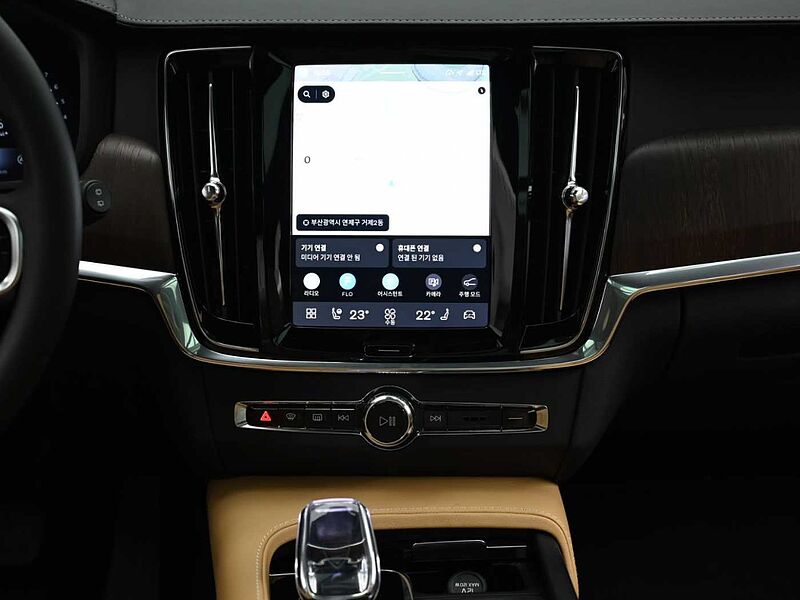 Volvo  Ultimate, B5 AWD 마일드 하이브리드, 가솔린, 브라이트