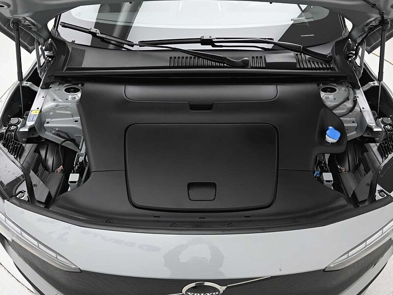 Volvo  Ultra, P8 AWD 순수 전기