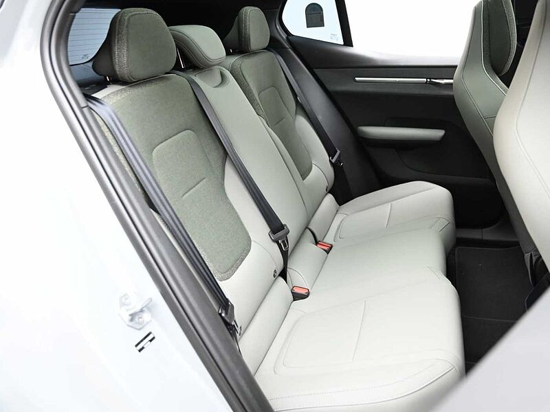 Volvo  Ultra, P8 AWD 순수 전기