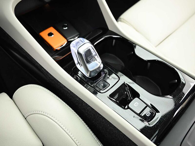 Volvo  Ultra, B4 AWD 마일드 하이브리드, 가솔린, 브라이트