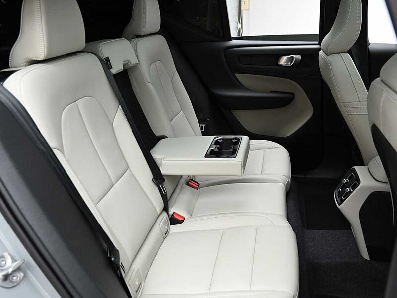 Volvo  Ultra, B4 AWD 마일드 하이브리드, 가솔린, 브라이트