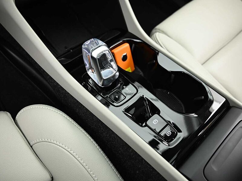 Volvo  Ultra, B4 AWD 마일드 하이브리드, 가솔린, 브라이트
